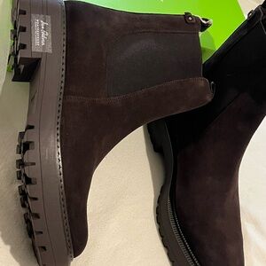 Sam Edelman
Women's Laguna Lug-Sole Chelsea Booties